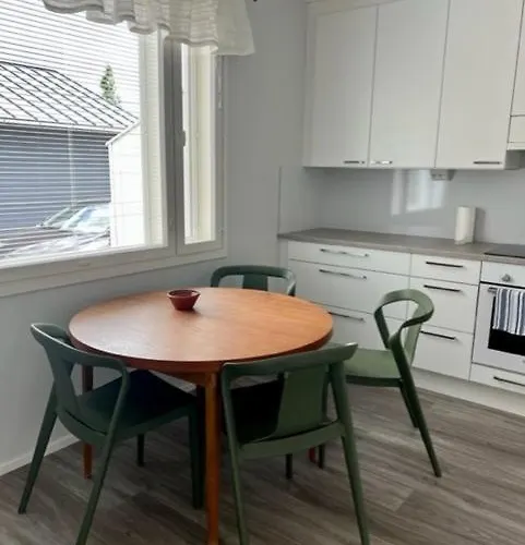 Soda - Hillside House - 24h Check In * Narpio